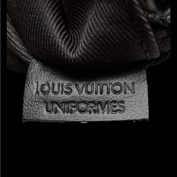 🔥 Black Taurillon Monogram Leather Solar Ray Soft Pochette Volga Belt Bag EUC - Picture 5 of 16